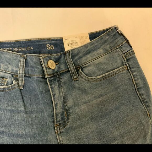 New so favorite Bermuda low rise 9” inseam shorts jeans size 3 - Picture 6 of 6